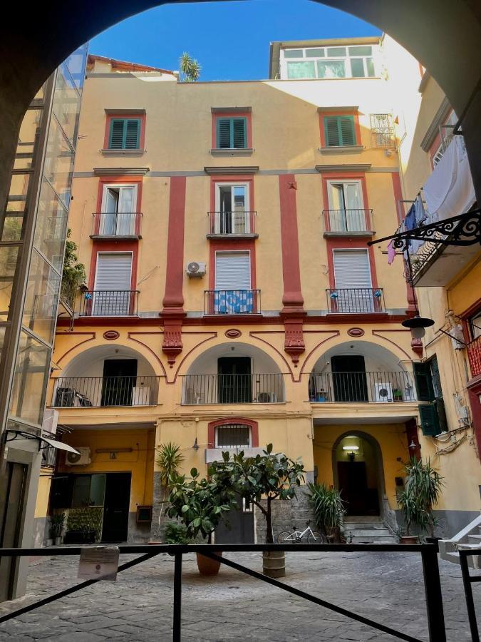 La Casetta Di Susy Napels Buitenkant foto